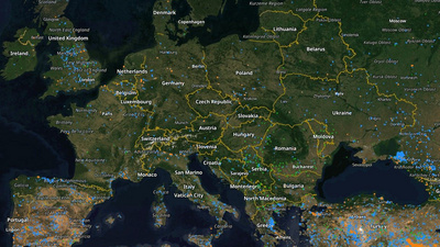 Zu sehen ist eine Satellitenkarte von Europa mit Waldbränden im November 2025