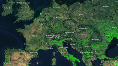 Zu sehen ist eine Satellitenkarte von Europa mit Waldbränden im August 2023