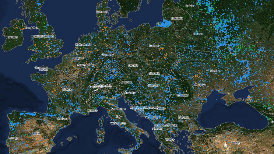 Zu sehen ist eine Satellitenkarte von Europa mit Waldbränden im April 2026