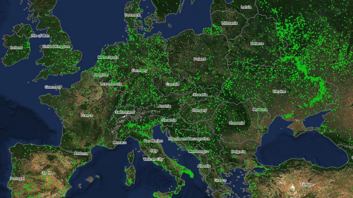 Zu sehen ist eine Satellitenkarte von Europa mit Waldbränden im Mai 2026
