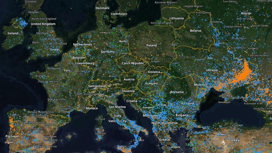 Zu sehen ist eine Satellitenkarte von Europa mit Waldbränden im Juli 2025